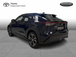 Alternative view of Toyota BZ4X EL Executive Premium AWD 218HK 5d Aut.
