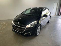 Alternative view of Peugeot 208 1,5 BlueHDi Privé 100HK 5d