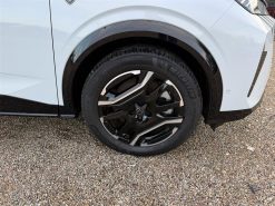 Alternative view of Peugeot e-5008 EL GT Pack 210HK 5d Aut.