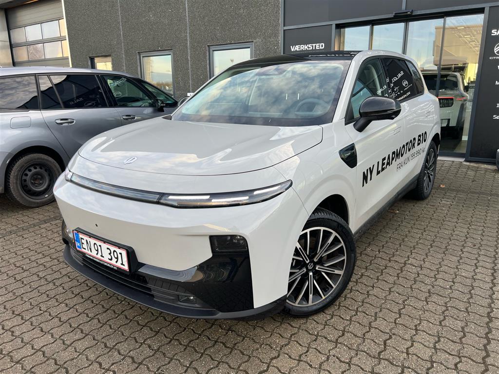 Alternative view of Leapmotor B10 EL Design 218HK 5d Aut.