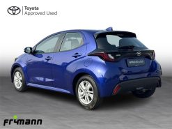 Alternative view of Toyota Yaris 1,5 Hybrid Active 116HK 5d Trinl. Gear