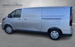 Alternative view of Maxus e-Deliver 7 L2H1 EL 204HK Van Aut.