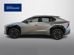 Alternative view of Toyota bZ4X EL Executive 224HK 5d Aut.