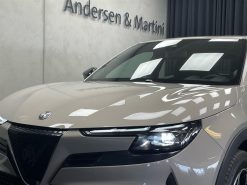 Alternative view of Alfa Romeo Junior EL Core 156HK 5d Aut.