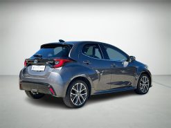 Alternative view of Toyota Yaris 1,5 Hybrid H4 116HK 5d Trinl. Gear