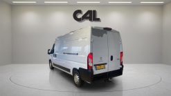 Alternative view of Peugeot Boxer 435 L3H2 2,2 BlueHDi Premium 165HK Van 6g