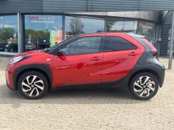 Alternative view of Toyota Aygo X 1,0 VVT-I Pulse 72HK 5d