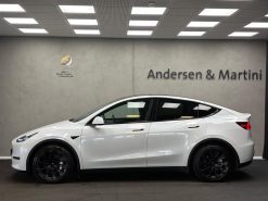 Alternative view of Tesla Model Y EL Long Range AWD 514HK 5d Aut.