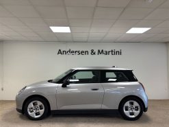 Alternative view of Mini Cooper SE EL Essential Trim Option Level XS 218HK 3d Aut.