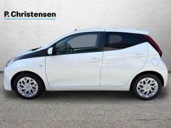 Alternative view of Toyota Aygo 1,0 VVT-I X-Sky 72HK 5d