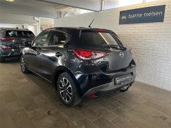 Alternative view of Mazda 2 1,5 Nakama 90HK 5d