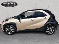 Alternative view of Toyota Aygo X 1,0 VVT-I Air Envy 72HK 5d