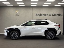 Alternative view of Toyota bZ4X EL Active Tech 224HK 5d Aut.