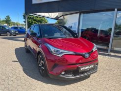 Alternative view of Toyota C-HR 1,8 Hybrid C-LUB Premium Selected Bi-tone Multidrive S 122HK 5d Aut.