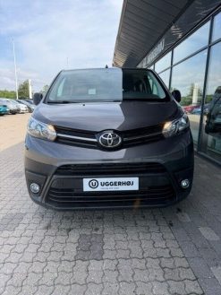 Toyota Proace Verso Electric Long EL Combi m/Dobbelt bagdør, En Skydedør 136HK Aut.