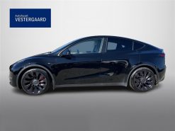 Alternative view of Tesla Model Y EL Performance AWD 534HK 5d Aut.