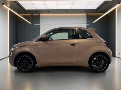 Alternative view of Fiat 500e EL La Prima By Bocelli 118HK 3d Aut.
