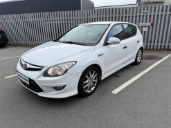 Hyundai i30 1,6 CRDI 90 ECO FL 90HK 5d