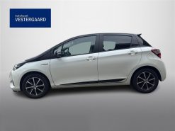 Alternative view of Toyota Yaris 1,5 Hybrid H3 Premiumpakke E-CVT 100HK 5d Trinl. Gear
