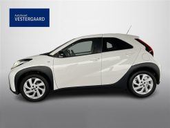 Alternative view of Toyota Aygo X 1,0 VVT-I Active 72HK 5d