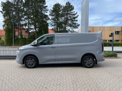 Alternative view of Ford E-Transit Custom 320 L1H1 EL Limited 218HK Van Aut.