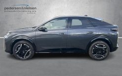 Alternative view of Peugeot e-3008 EL GT 210HK 5d Aut.