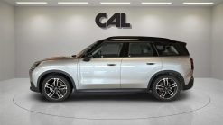 Alternative view of Mini Countryman E EL Classic Trim M 204HK 5d Aut.