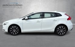 Alternative view of Volvo V40 2,0 T3 Dynamic Edition 152HK 5d 6g
