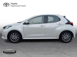 Alternative view of Toyota Yaris 1,5 Hybrid Active Technology 116HK 5d Trinl. Gear