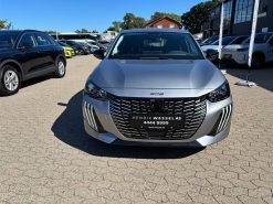 Alternative view of Peugeot 208 1,2 PureTech Allure+ 100HK 5d 6g