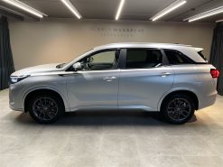 Alternative view of Navor E5 1,5 Plugin-hybrid Rock E-CVT 218HK 5d Aut.