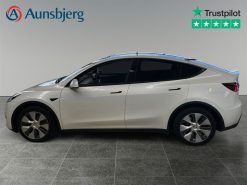 Alternative view of Tesla Model Y EL Long Range AWD 514HK 5d Aut.