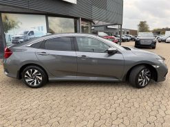 Alternative view of Honda Civic 1,5 VTEC Turbo Elegance Navi 182HK 6g