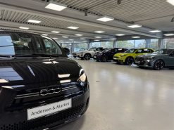 Alternative view of Fiat 500e EL Icon 118HK 3d Aut.
