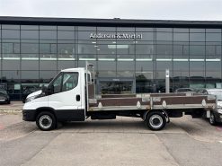 Alternative view of Iveco Daily 35S14 10,8m3 2,3 D 136HK Van 6g