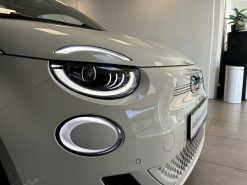 Alternative view of Fiat 500e EL La Prima 118HK 3d Aut.