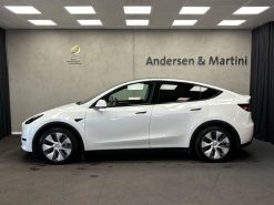 Alternative view of Tesla Model Y EL Long Range AWD 514HK 5d Aut.