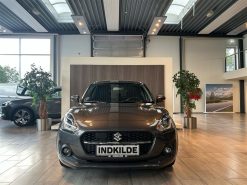 Alternative view of Suzuki Swift 1,2 Dualjet  Mild hybrid Exclusive AEB CVT 83HK 5d Trinl. Gear