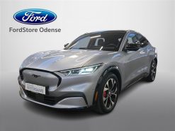 Ford Mustang Mach-E EL UR AWD 351HK 5d Aut.