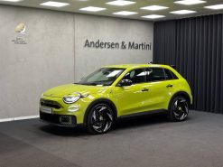 Abarth 600e  EL Turismo 238HK 5d Aut.