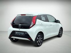 Alternative view of Toyota Aygo 1,0 VVT-I X-Cellence + Connect 72HK 5d