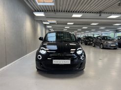 Alternative view of Fiat 500e EL La Prima By Bocelli 118HK 3d Aut.