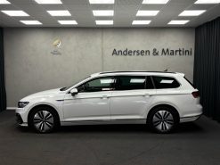 Alternative view of VW Passat Variant 1,4 TSI  Plugin-hybrid GTE Plus Pro DSG 218HK Stc 6g Aut.