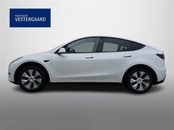 Alternative view of Tesla Model Y EL RWD 299HK 5d Aut.